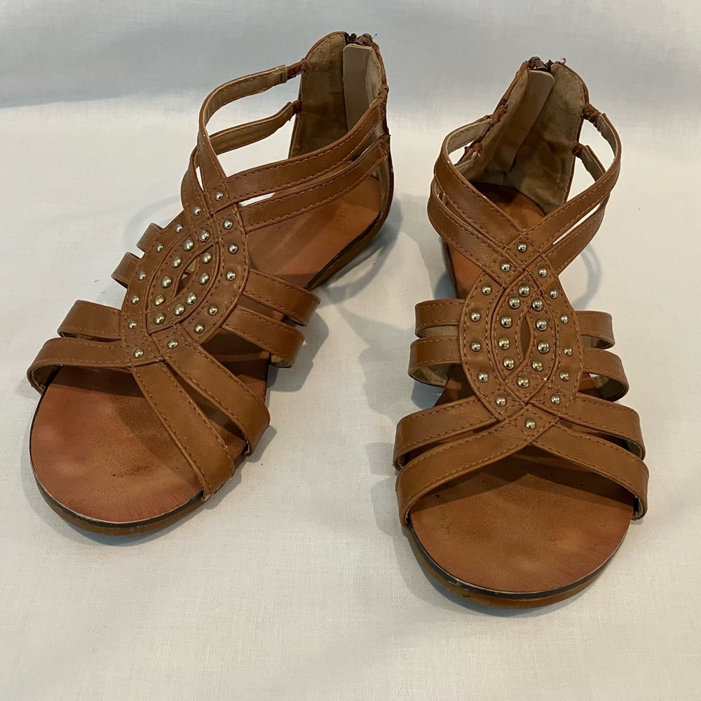 Forever 21 Brown Strappy Sandals